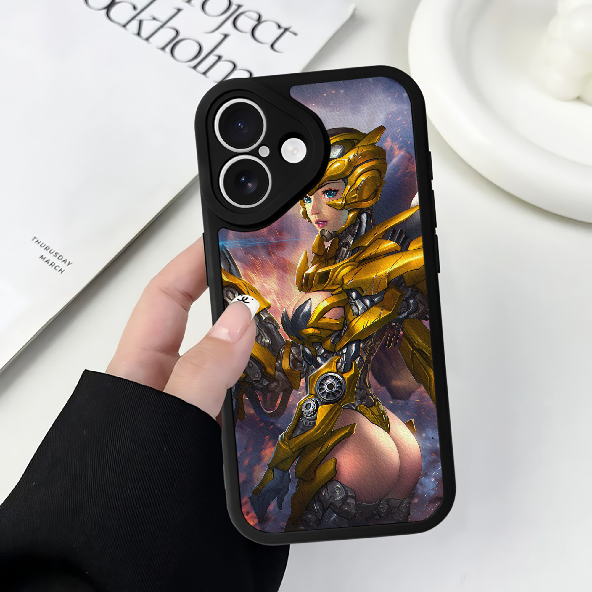 （画像用） Transformers トランスフォーマー 【iPhone 16シリーズ対応】シリコンスマホケース（レザー調） 材質：シリコン
